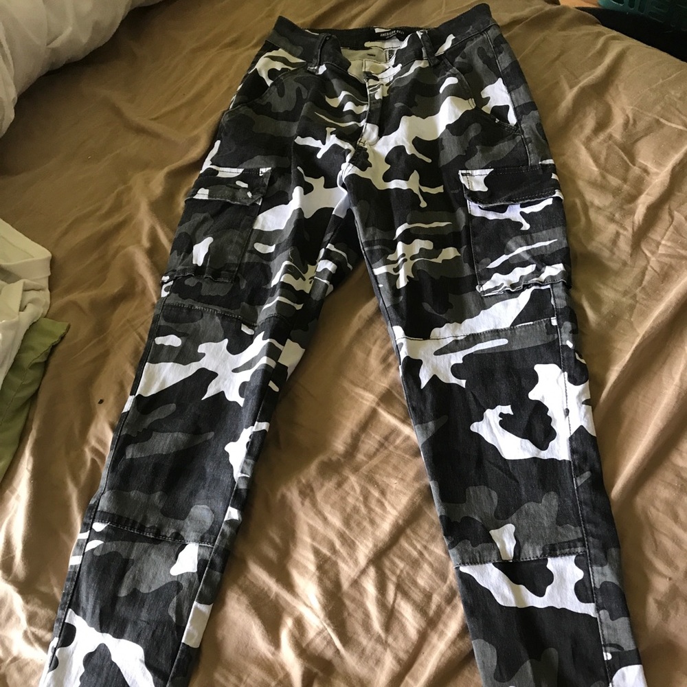 women’s joggers